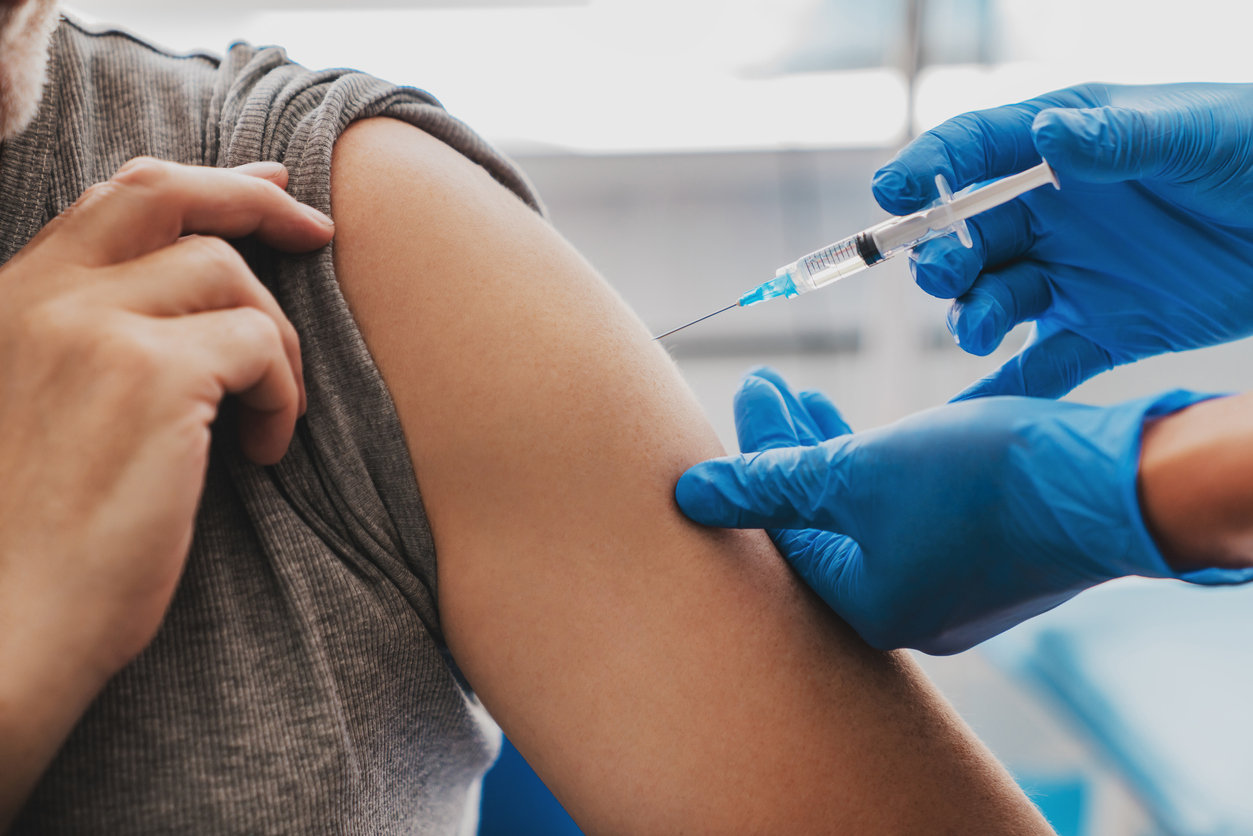 С 17 по 28 апреля в рамках недели иммунизации проводится горячая линия по вопросам вакцинопрофилактики.