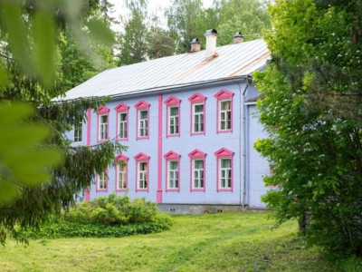 Музей - усадьба Игоря Северянина.